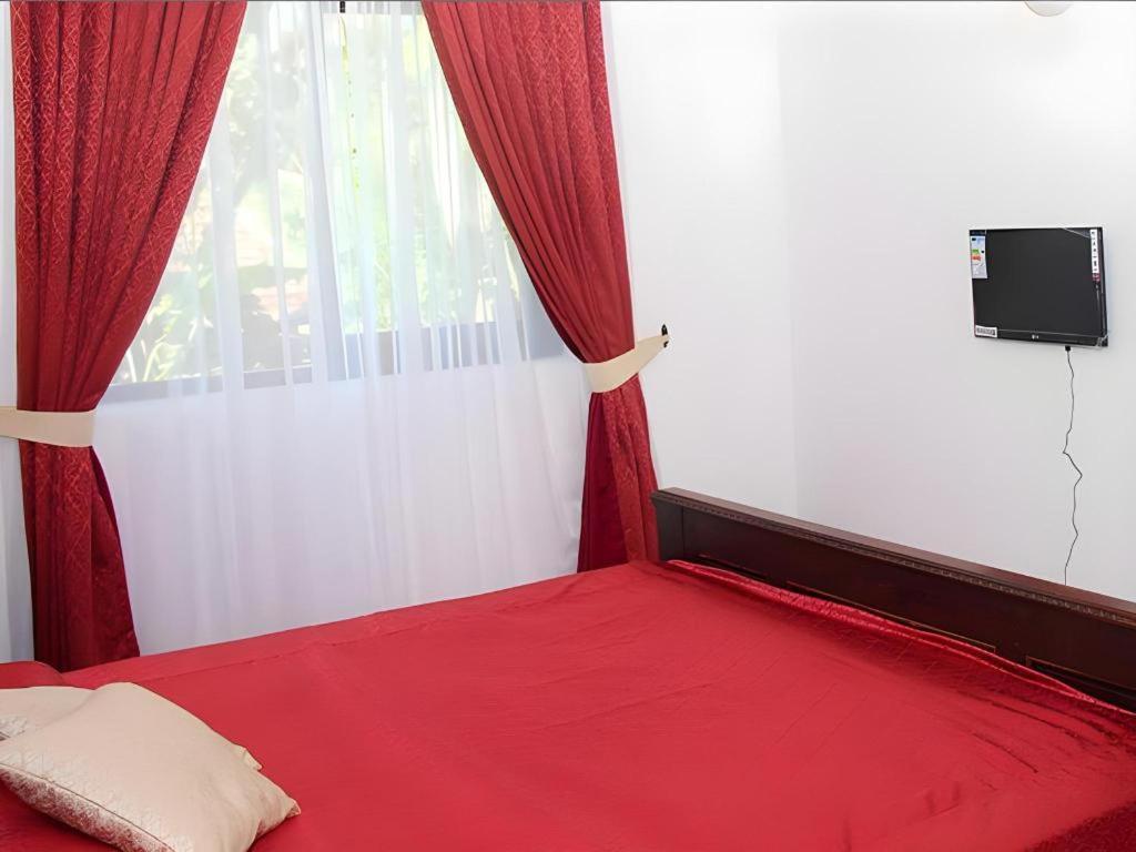The Mgs Hotel Elpitiya  Esterno foto