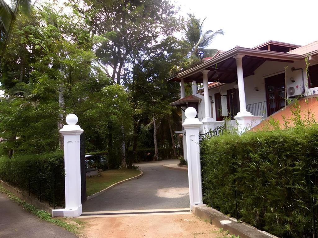 The Mgs Hotel Elpitiya  Esterno foto
