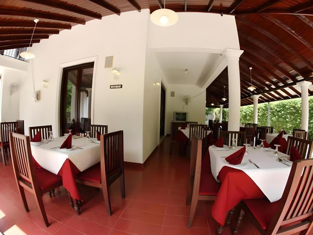 The Mgs Hotel Elpitiya  Esterno foto
