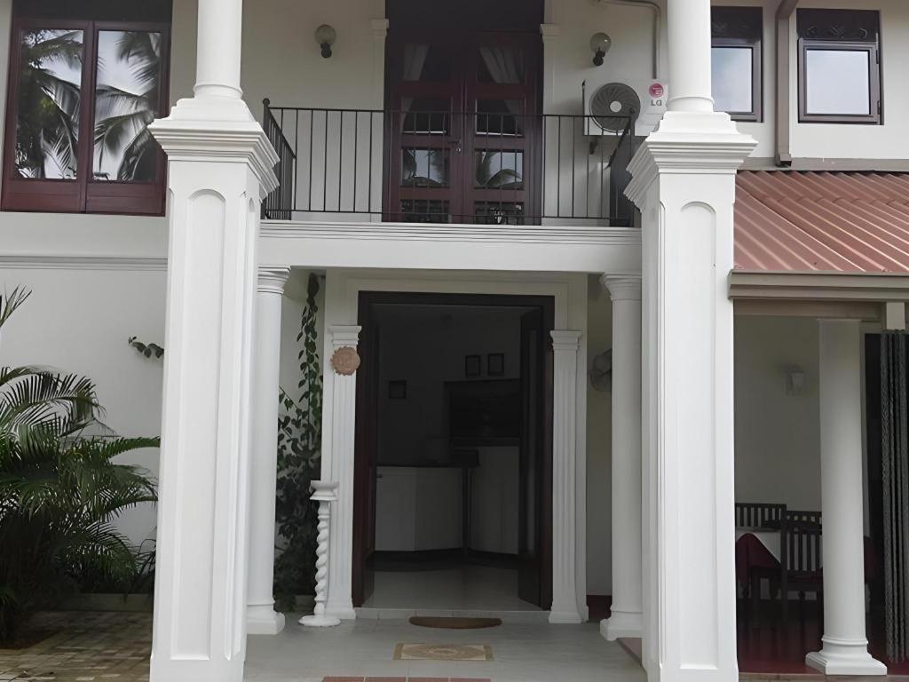 The Mgs Hotel Elpitiya  Esterno foto