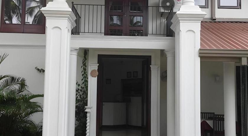 The Mgs Hotel Elpitiya  Esterno foto