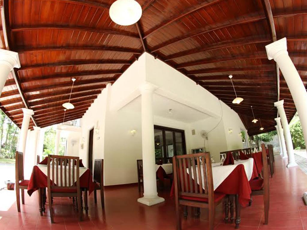 The Mgs Hotel Elpitiya  Esterno foto