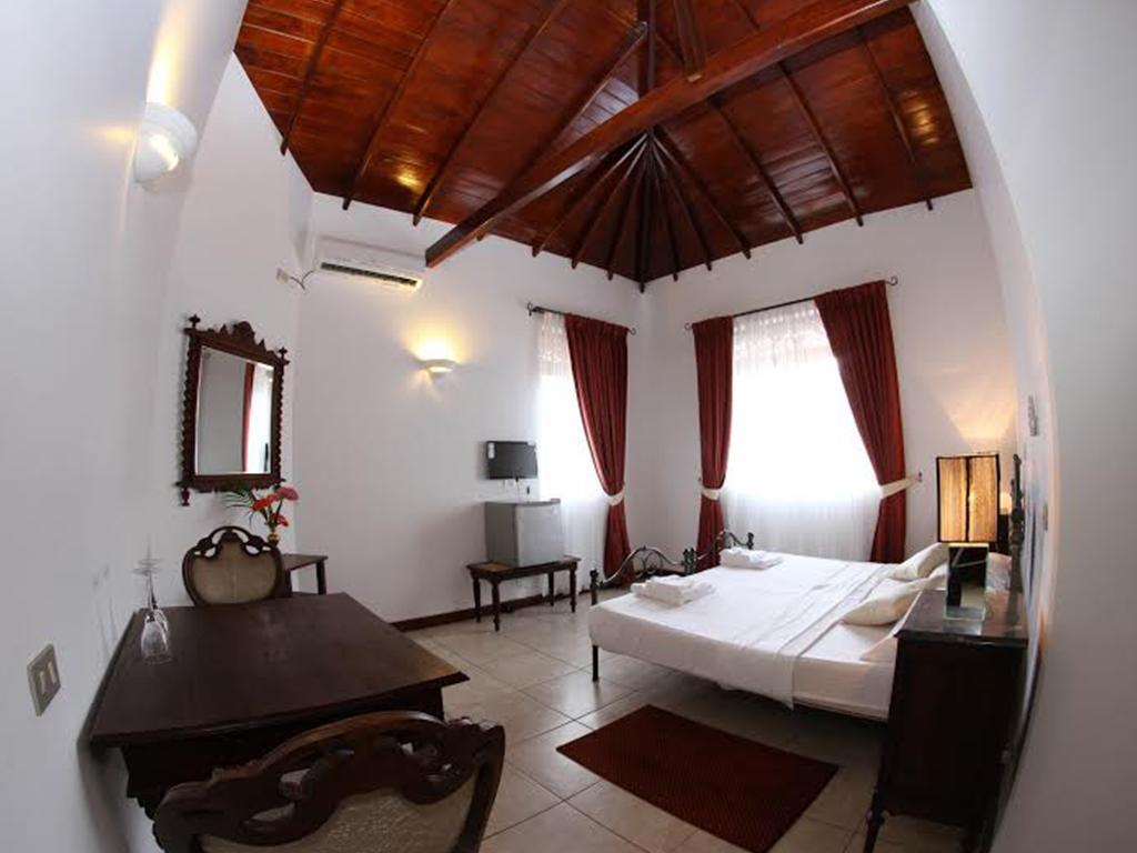 The Mgs Hotel Elpitiya  Esterno foto