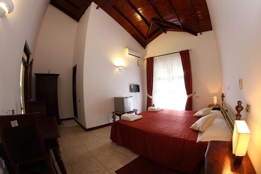 The Mgs Hotel Elpitiya  Esterno foto
